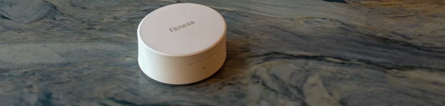 SomniPods 3 charging case